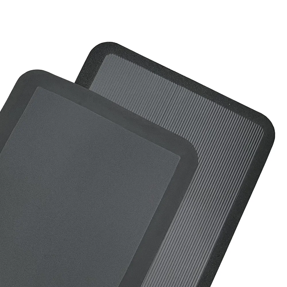 Commercial Mat-En-Masque Mousse